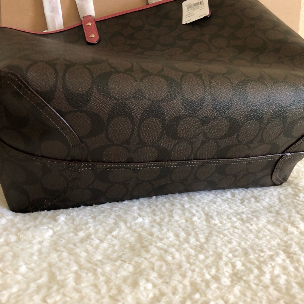 Coach Signature reversible city tote - Picture 5 of 6